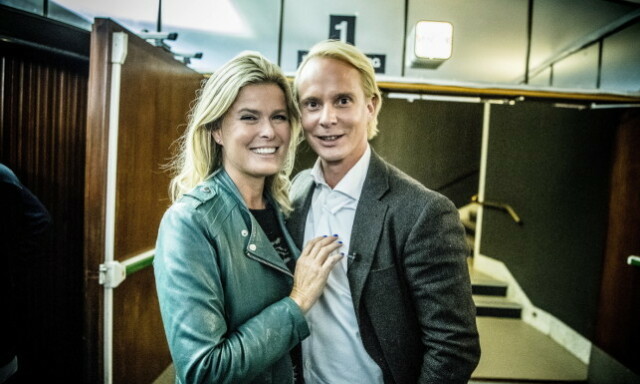 FESTIVAL OG KIOSK: Vendela Kirsebom fikk prøvd seg i serviceyrket før hun for alvor slo gjennom som modell. Her med kjæresten Petter Pilgaard. Foto: Thomas Rasmus Skaug / Dagbladet FESTIVAL OG KIOSK: Vendela Kirsebom fikk prøvd seg i serviceyrket før hun for alvor slo gjennom som modell. Her med kjæresten Petter Pilgaard. Foto: Thomas Rasmus Skaug / Dagbladet